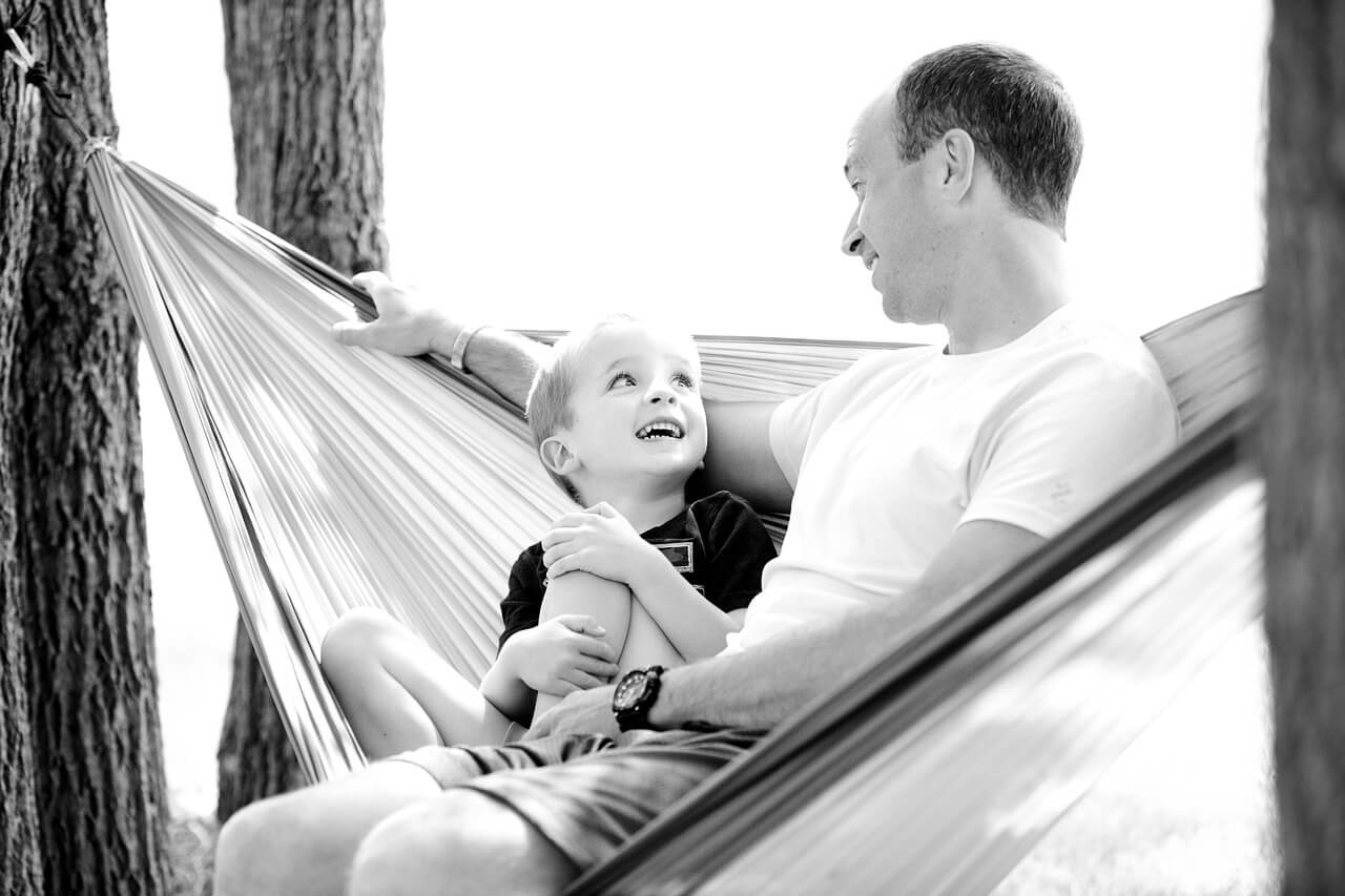 father-gb25e4e54c_1280.jpg