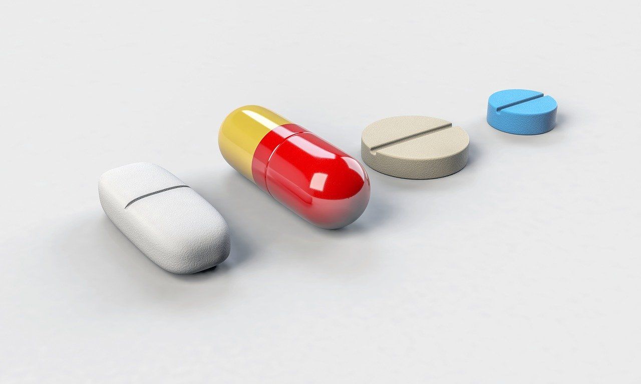 pill-g308af67e0_1280.jpg