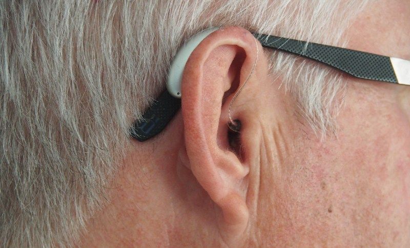 difference audioprothesiste et audiologue.jpg